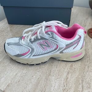 Brand NEW! New Balance Shoes— not available in Canada